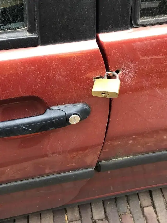 10 Potret Life Hack Untuk Pengendara Mobil Biar Hemat Perbaikan Ini Kocak Banget