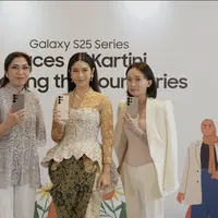 Dian Sastrowardoyo dan Fen Felicia, dua sosok perempuan inspiratif di bidang seni dan kreativitas, membagikan cerita dalam menjalani multi peran dan mengekspresikan diri tanpa batas dengan Galaxy S25 Series.