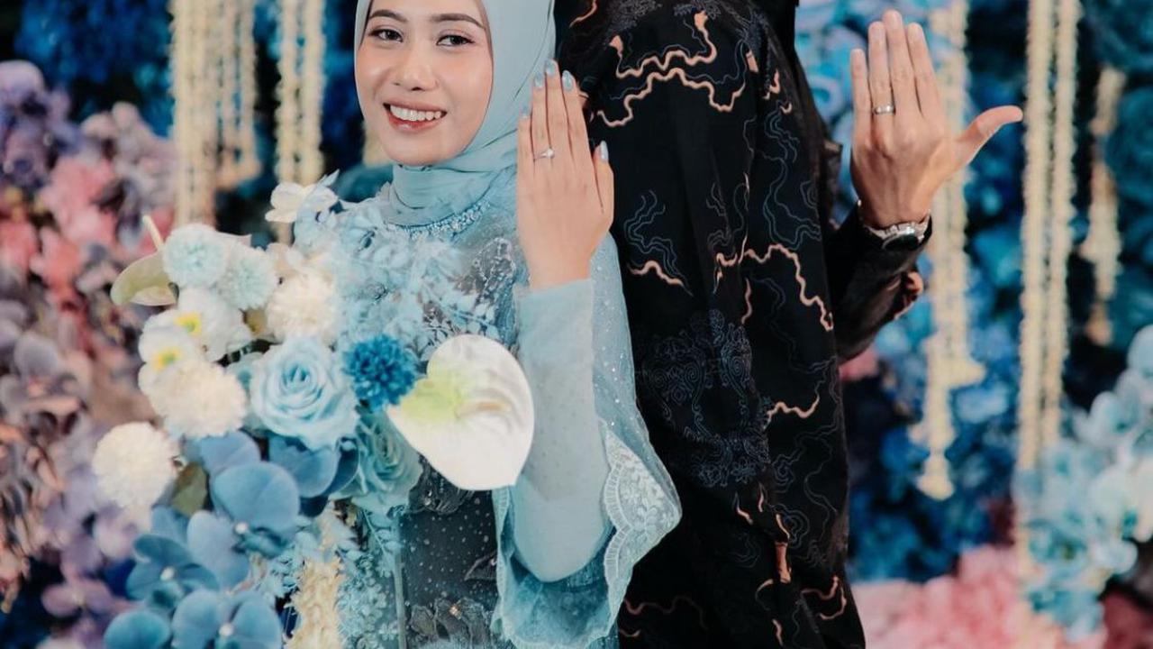 7 Potret Rizky Ridho Melamar Kekasihnya, Sendy Aulia, Tuai Dukungan dari Netizen dan Timnas