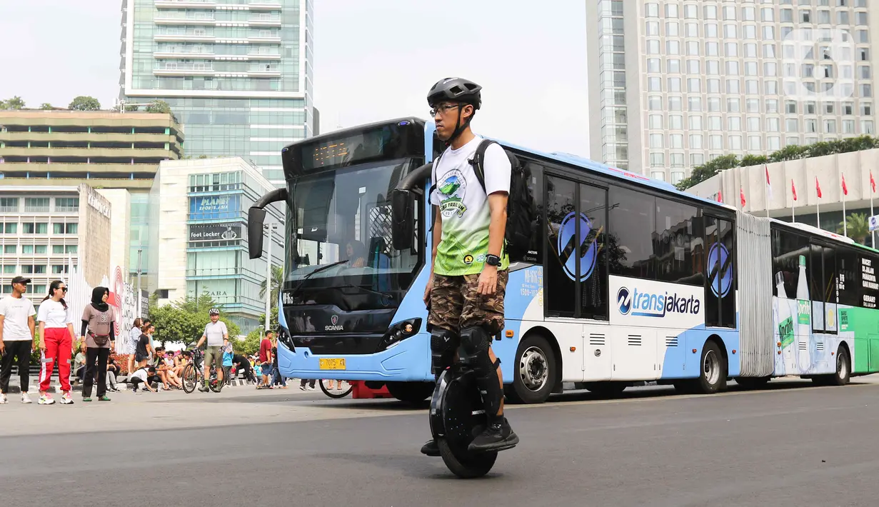 Jelang KTT ASEAN 2023, akan digelar sejumlah side event (acara sampingan) di sekitar Jalan Sudirman-Thamrin yang biasanya menjadi lokasi CFD setiap hari Minggu pagi.  (Liputan6.com/Herman Zakharia)