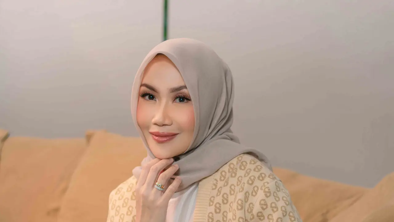 Long Cardigan Anniversary Collection dari Benang Jarum/dok. Benang Jarum