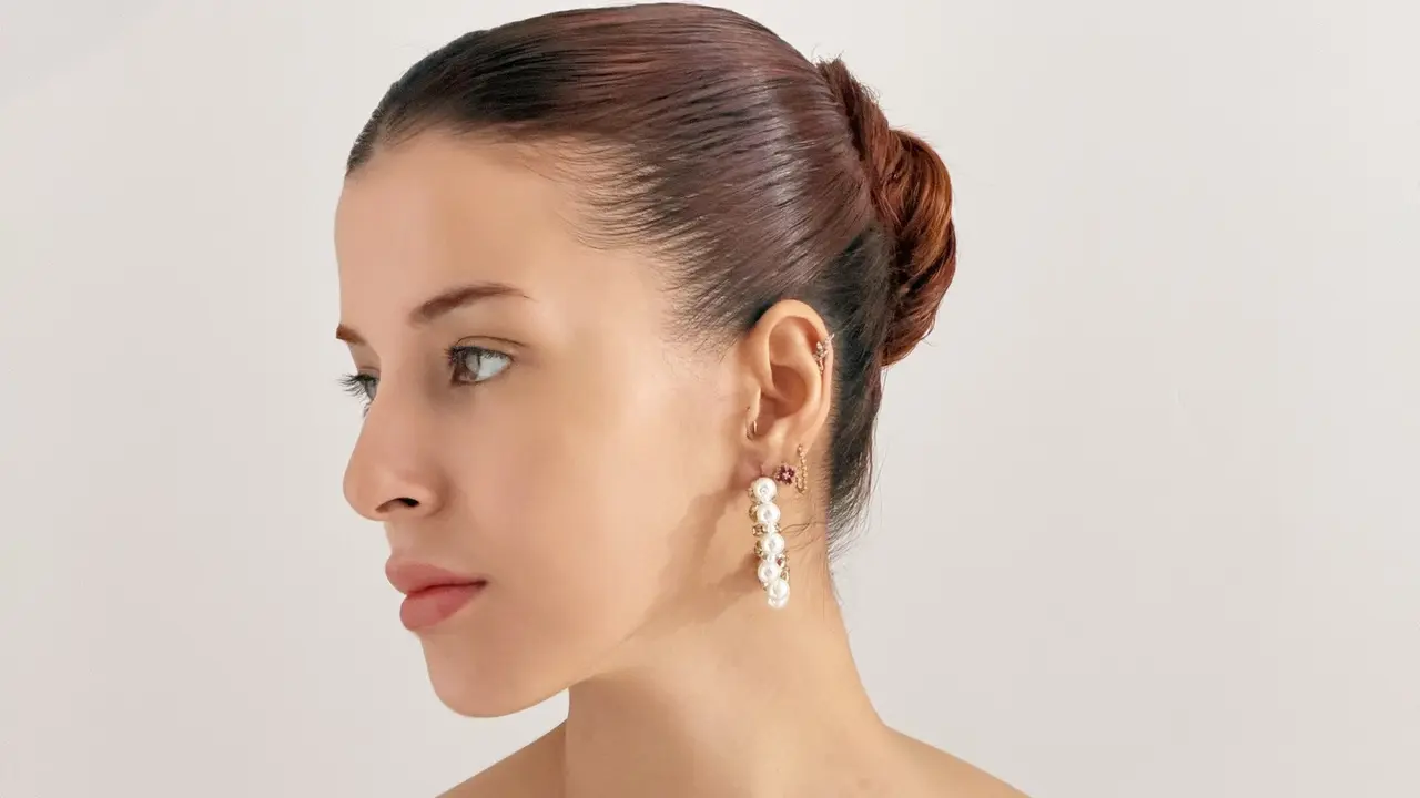 Tasya Farasya Tampil Manglingi dengan Glass Skin, Makeup Minimalis Bikin Pesonanya Makin Fresh