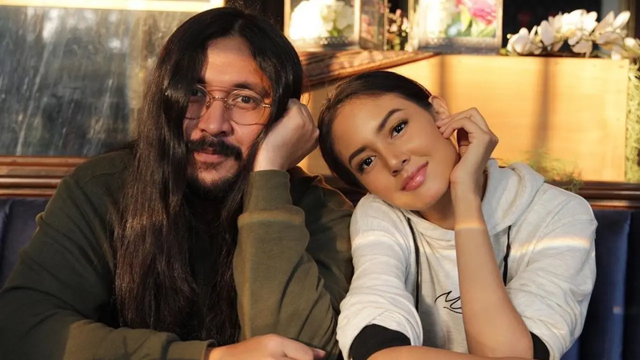 Momen Kebersamaan Aurelie Moeremans dan Ello