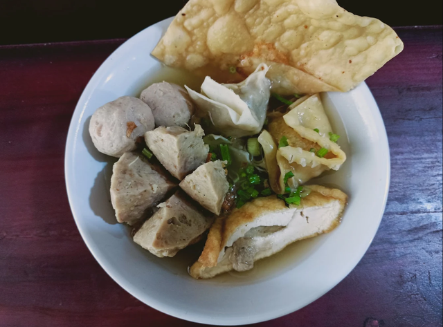 5. Bakso Bakwan Moderland