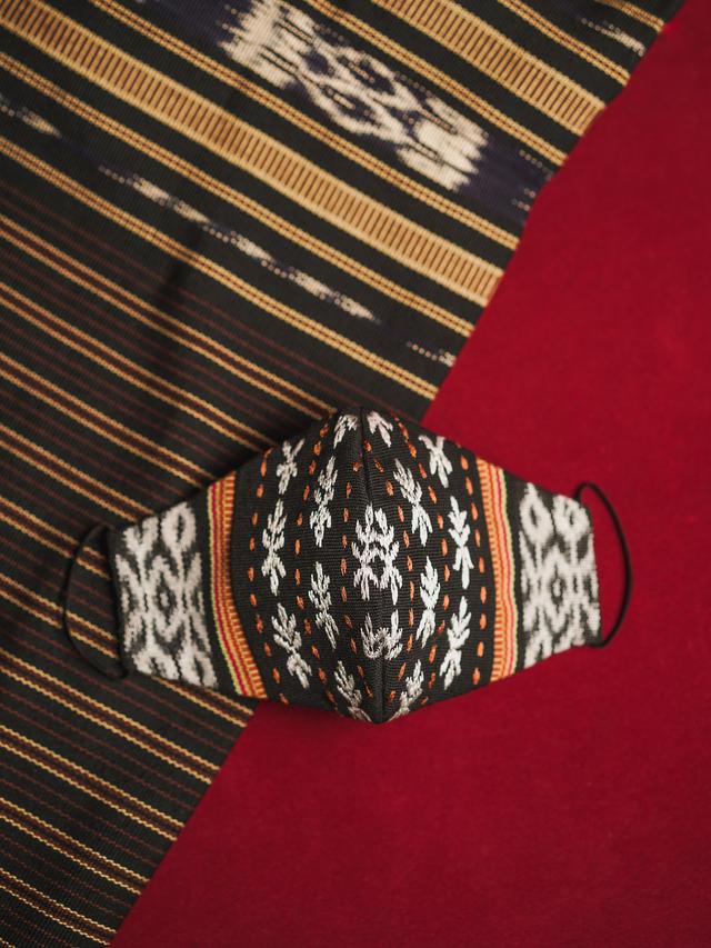 Latuihamallo mask - Romansa Tanimbar