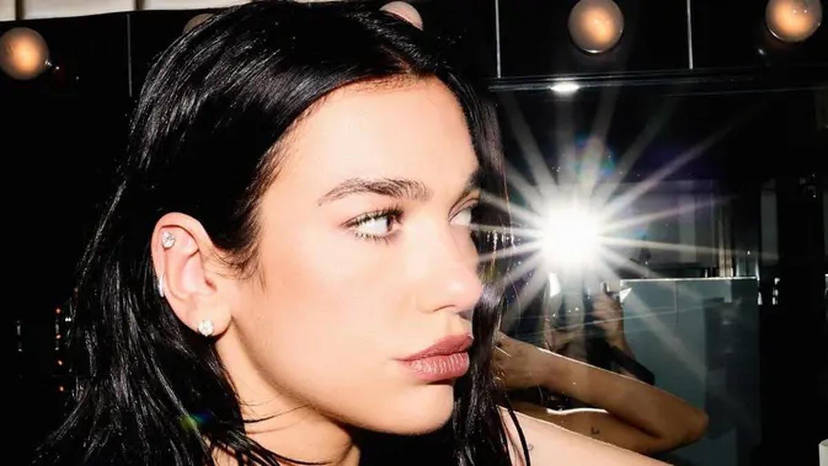 Dua Lipa batalkan konser di Jakarta. (Dok. Instagram @dualipa).