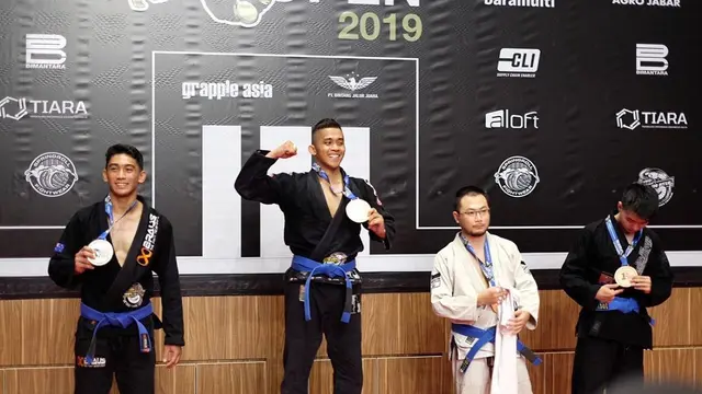 7 Pesona Daffa Wardhana saat Latihan Brazilian Jiu Jitsu Ini Curi Perhatian