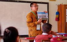 Kemendikdasmen Wajibkan Guru Belajar Seminggu Sekali, Ini Alasannya