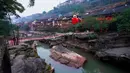 Kota Kuno Zhongshan berhias lampion jelang perayaan Tahun Baru Imlek di Distrik Jiangjin, Chongqing, China, Jumat (17/1/2020).  (Xinhua/Liu Chan)