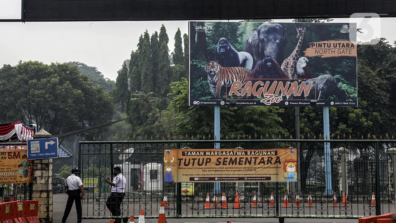 FOTO: Kasus COVID-19 Melonjak, Taman Margasatwa Ragunan Tutup Sementara