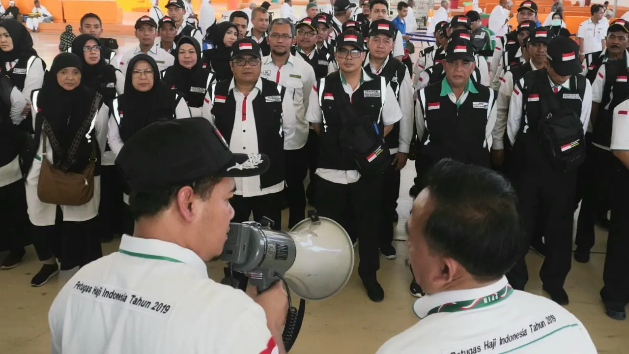 Petugas PPIH tambahan tiba di Bandara King Abdul Aziz, Jeddah. Darmawan/MCH