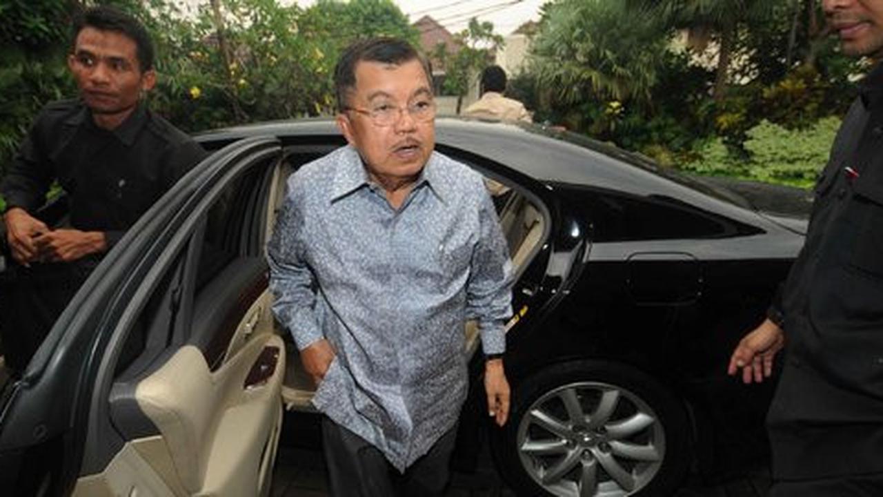JK sebut mungkin pengusaha asing yang gunakan broker dekati RI
