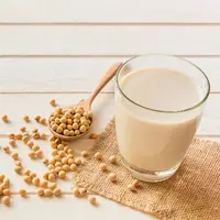 Ilustrasi susu kedelai./Copyright shutterstock.com/g/somrak+jendee