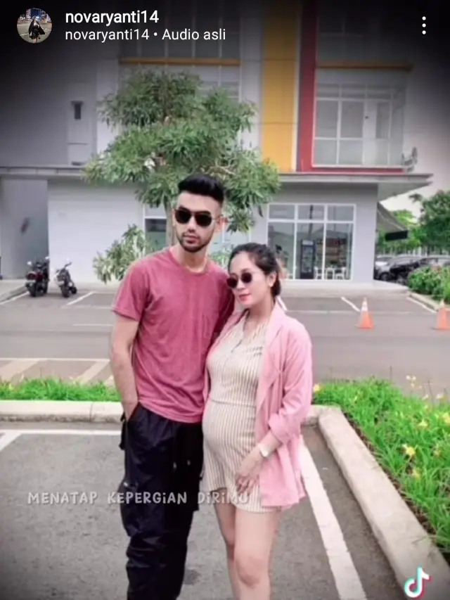 Kenangan Nova alias Novaryanti bersama almarhum Abid Zia yang juga mantan suami Raya Kitty (Foto: Instagram novaryanti14)