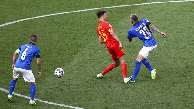 FOTO: Gol Tunggal Matteo Pessina Bawa Italia Taklukkan Wales