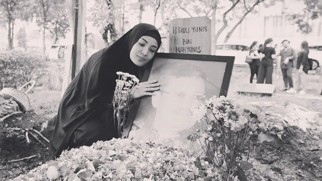 Nindy Ayunda