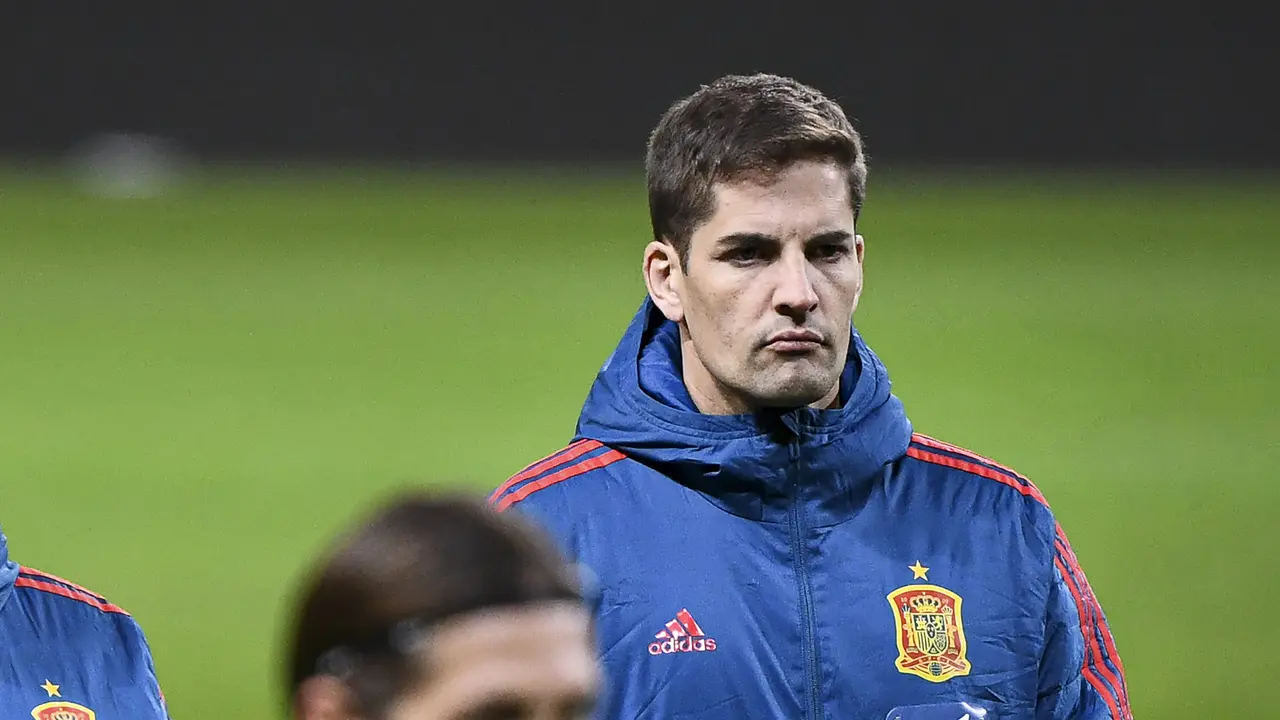 Lihat Para Pemain Spanyol  Latihan Jelang Hadapi Swedia