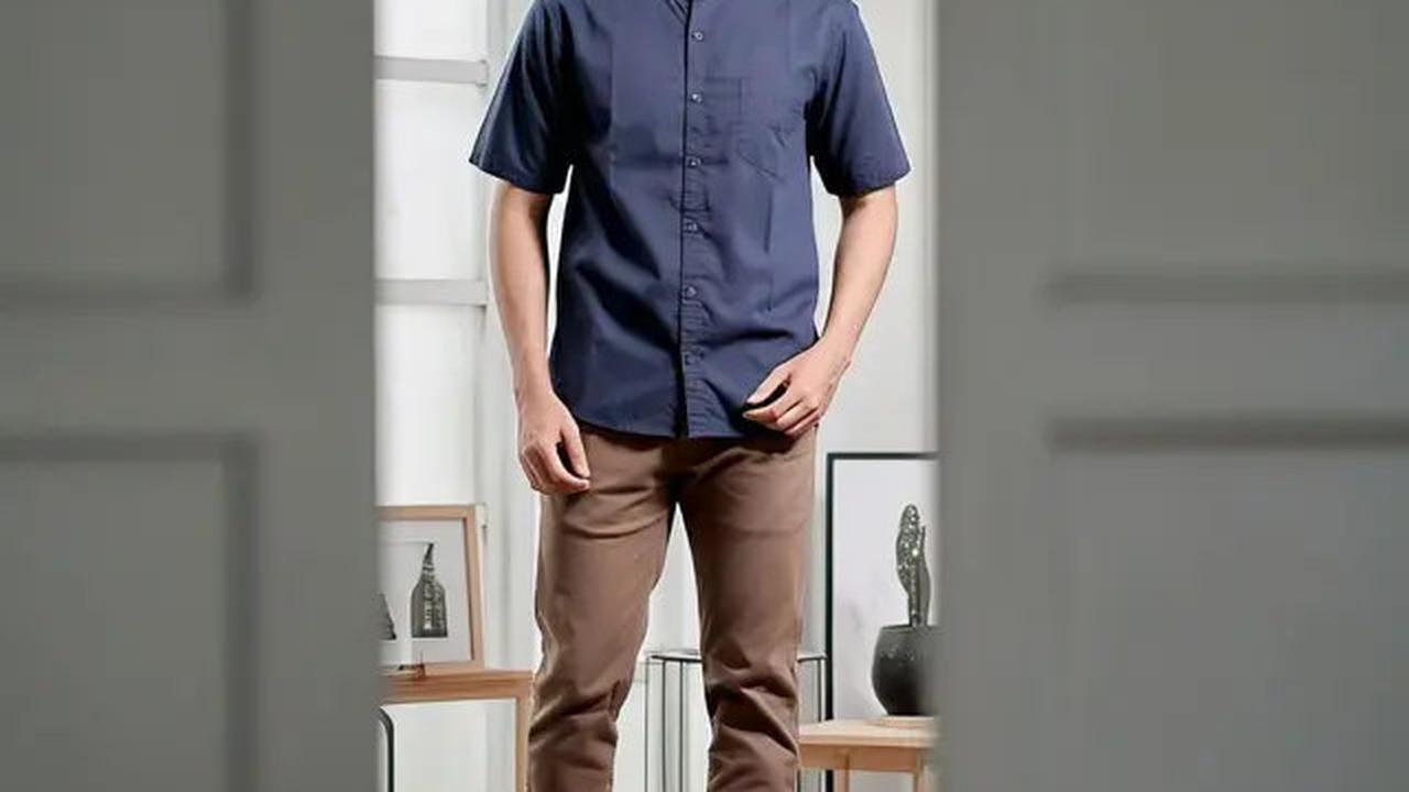 7 Inspirasi Model Kemeja Batik Lengan Pendek Pria Terbaru, Bikin Penampilan Tidak Membosankan di Berbagai Momen