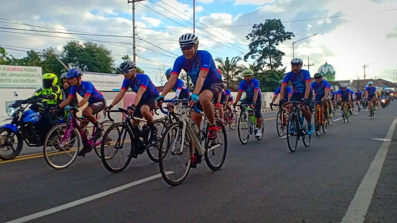 Banyuwangi Gelar Blue Fire Ijen Challenge