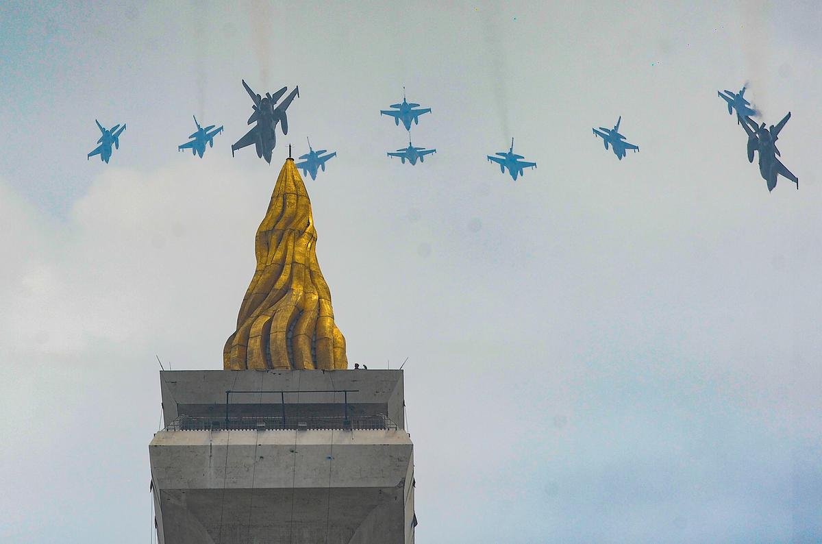 Geladi Bersih HUT TNI di Monas