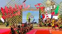 Mojotirto Festival berlangsung keempat kalinya ini dilangsungkan di Kawasan jembatan Rejoto Sungai Ngotok, Kelurahan Pulorejo, Kecamatan Prajurit Kulon, Kota Mojokerto. (Foto: Antara)