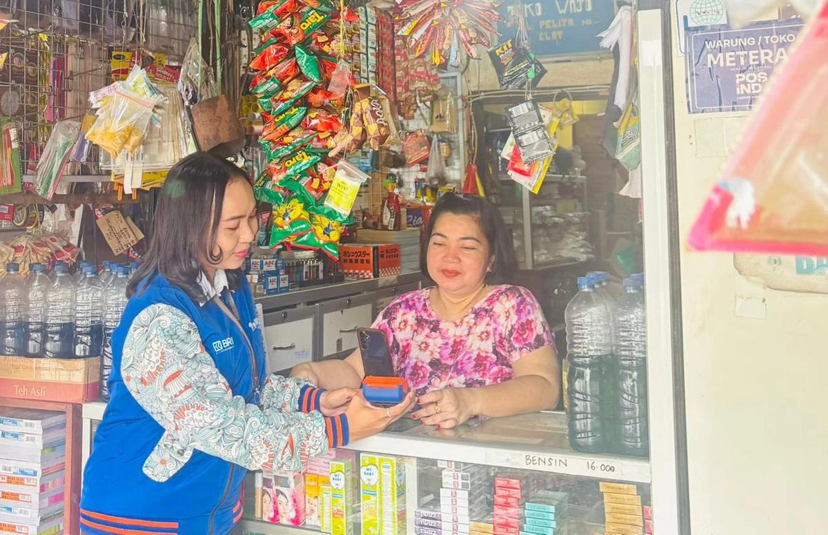 Hany Dwiningsih Ubro, Mantri BRI yang bertugas di Unit Elat, Kepulauan Kei Besar, Maluku Tenggara