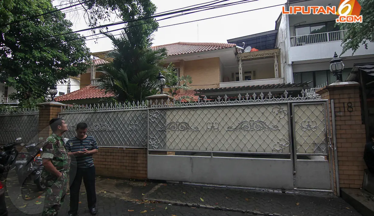 Suasana lengang ini terlihat pasca KPK menetapkan Ketua Badan Pemeriksa Keuangan (BPK), Hadi Purnomo sebagai tersangka kasus keberatan pajak Bank Central Asia (BCA), Selasa (22/4/2014). (Liputan6.com/Faizal Fanani)