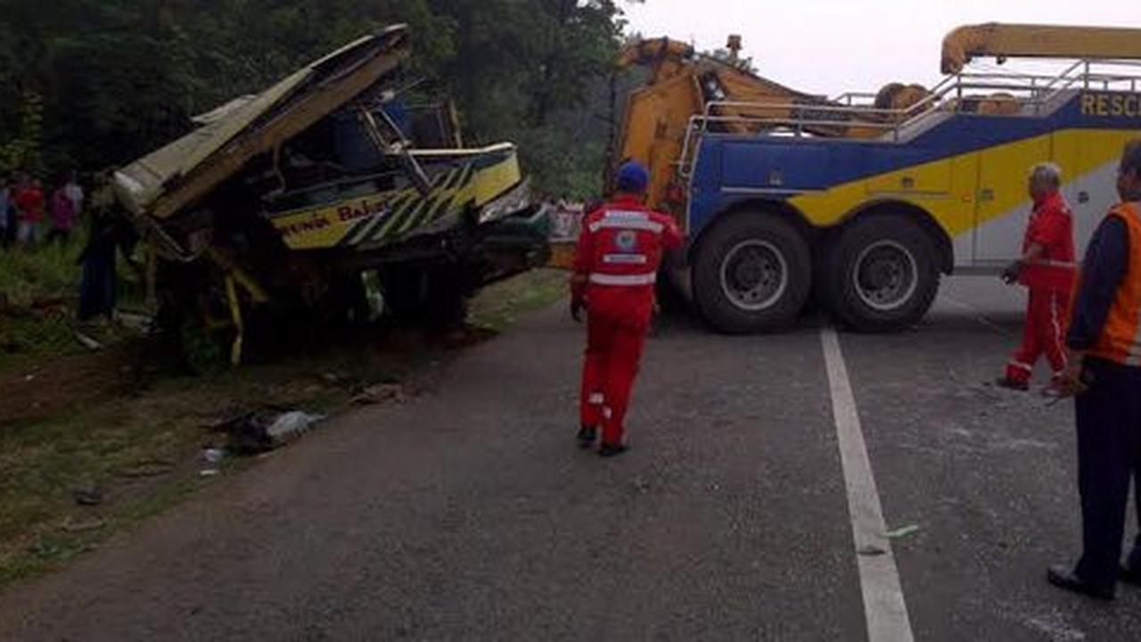 Cerita tragis kecelakaan anak musisi dan menteri di Tol Jagorawi