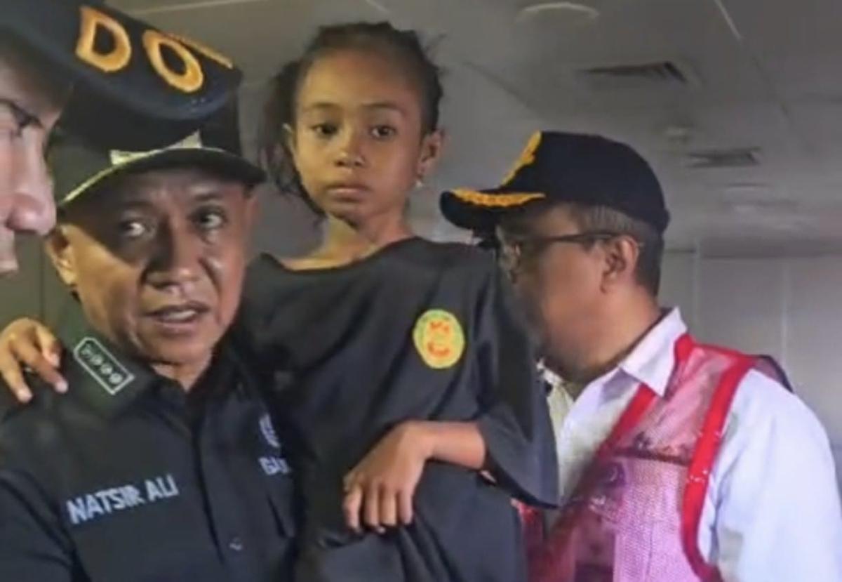 Korban selamat KM Nurul Salsa tenggelam. (merdeka.com/ihwan fajar).