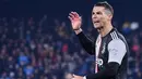 2. Cristiano Ronaldo (Juventus) - 19 Gol (7 Penalti). (AFP/ Alberto Pizzoli)