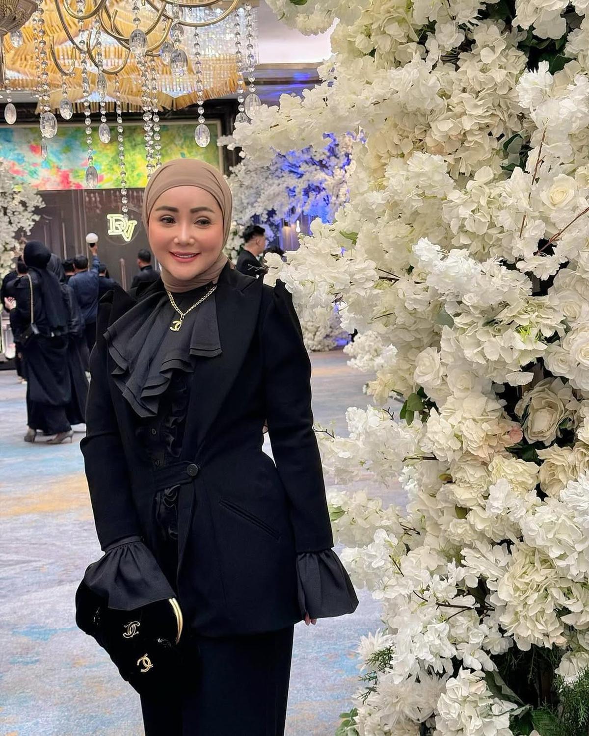 Penyanyi Dandut Kristina Tanya Meta AI Tentang Dirinya, Hasilnya Bikin Nyengir