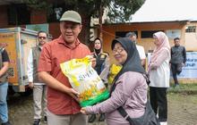 DKPP Bandung Salurkan Bantuan Pangan Beras dan Minyak Goreng kepada 146 Ribu KPM
