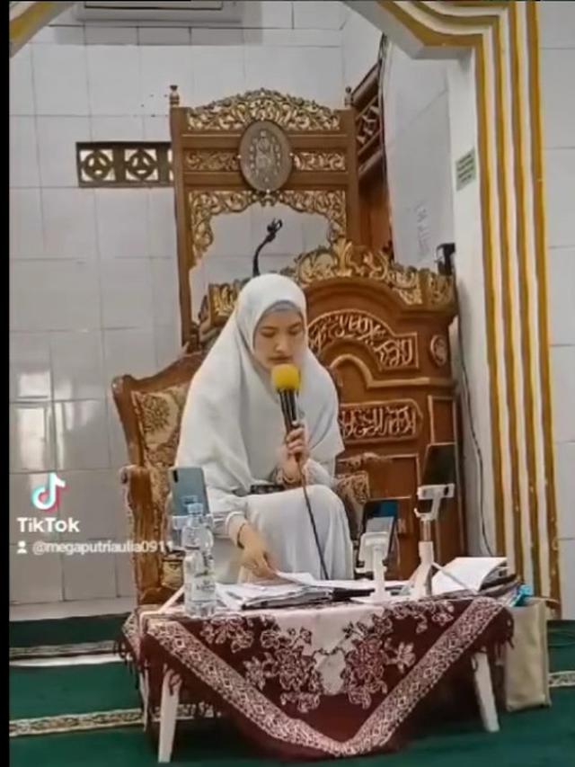 Potret Mega Aulia saat ini (credit: instagram/tehmegaaulia)