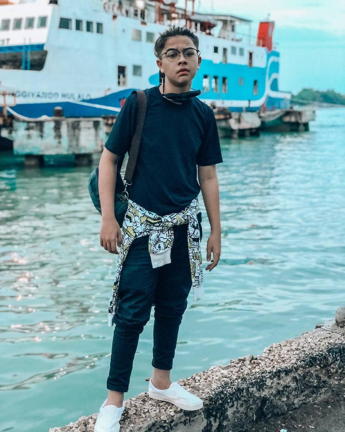 "Kenapa baru sekarang aku buka mulut, karena aku selama 2 tahun ini, aku berharap dia balik ke aku, aku berharap ada tanggung jawab dari dia," kata Baim.&nbsp;