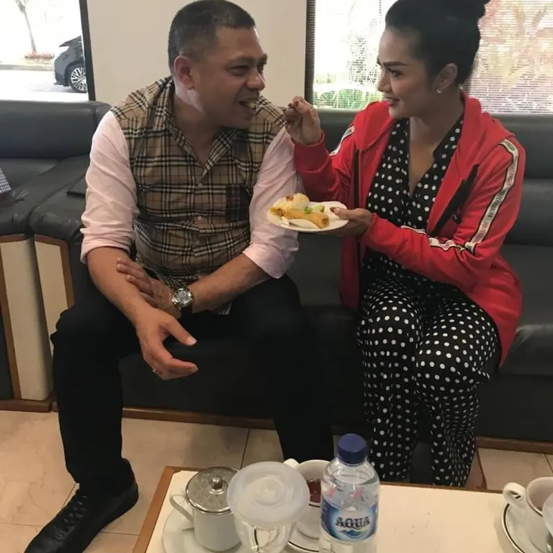 [Fimela] Krisdayanti dan Raul Lemos