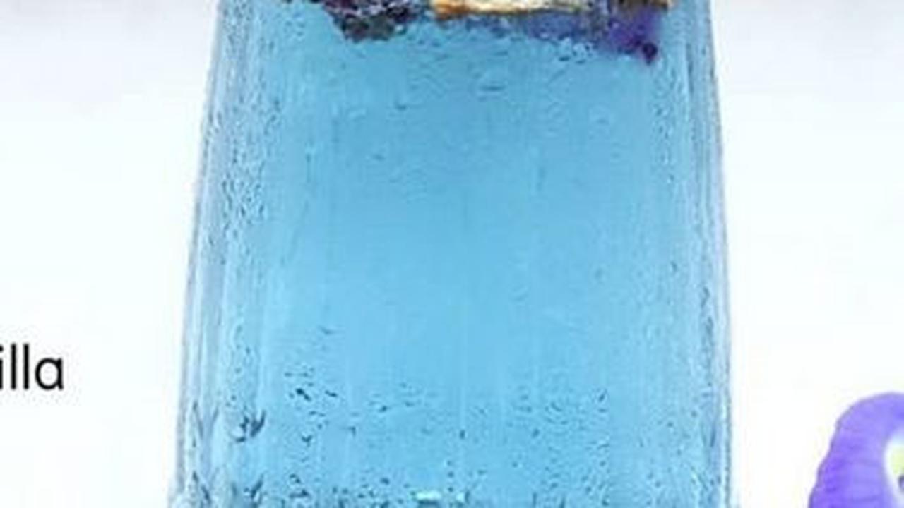 10. Resep Minuman Hangat Buat Takjil Buka Puasa: Teh Bunga Telang<br>