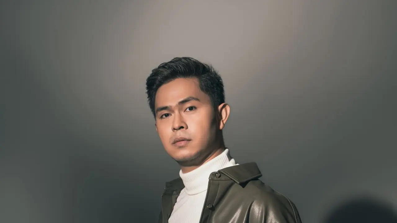 Cakra Khan