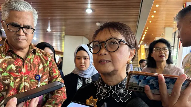 Menteri Luar Negeri RI Retno Marsudi dalam acara peringatan 57th ASEAN Day di Kantor Sekretariat ASEAN, Kamis (8/8/2024). (Dok. Liputan6/ Benedikta Miranti)