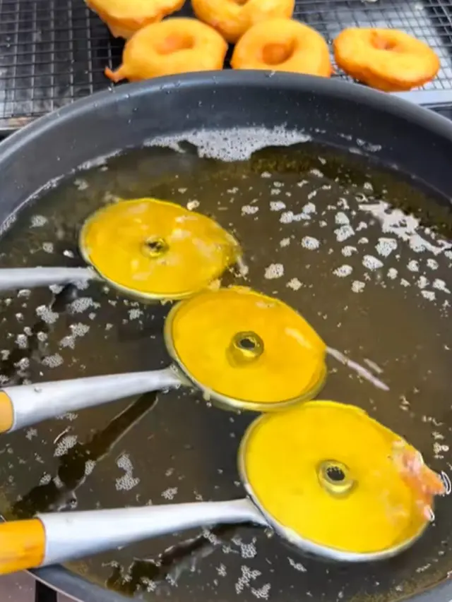 Resep Donat Goreng ala Pinkan Mambo dari Stefani Horison