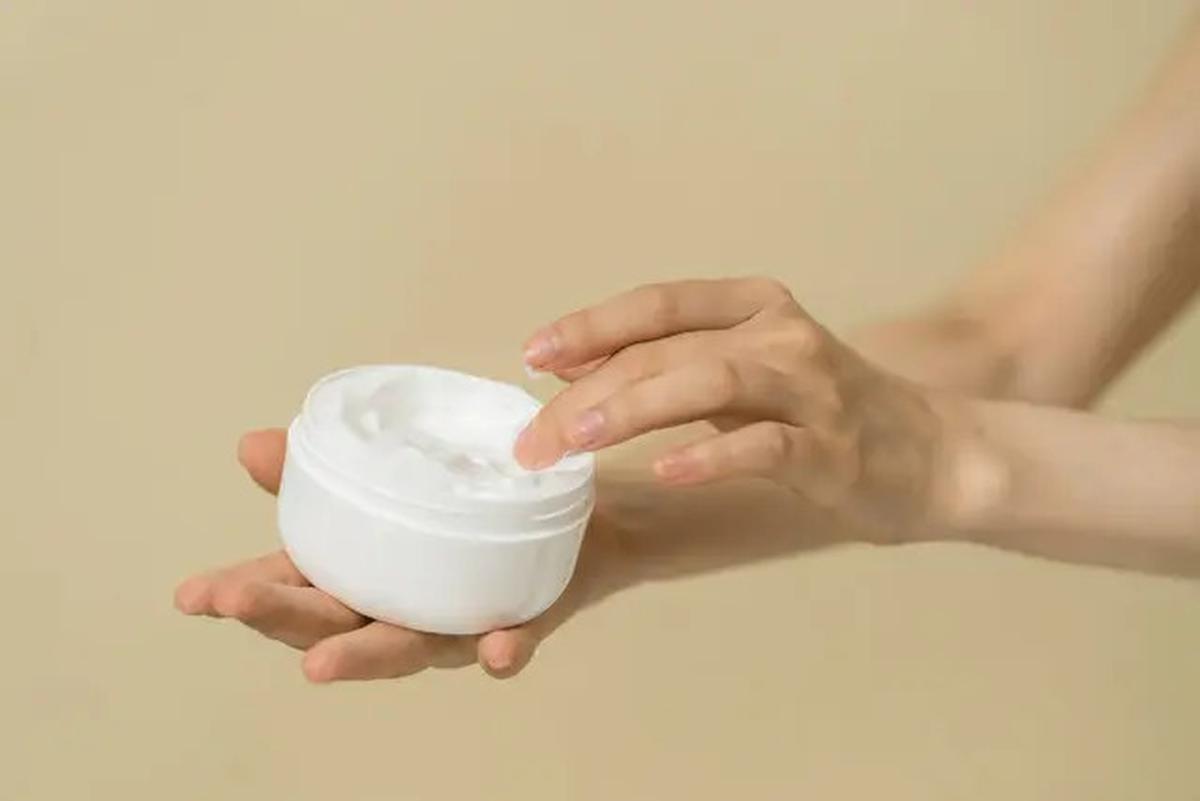 7 Cara Menghilangkan Stretch Marks, Mudah dan Efektif