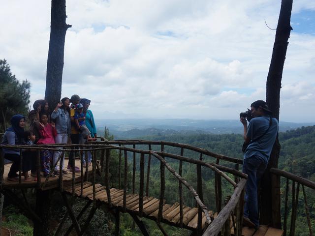 Pagi Ceria Di Bukit Senyum Burangrang Selatan Regional Liputan6 Com