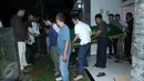 Musisi senior Deddy Dores meninggal dunia pada Selasa (17/5) malam, Tangerang. Deddy Dores disemayamkan di rumah duka Jl. Kasuari 11 no.18, Bintaro Jaya sektor 9 sebelum dimakamkan di Sumedang, Jawa Barat. (Liputan6.com/Andi Jatmiko)
