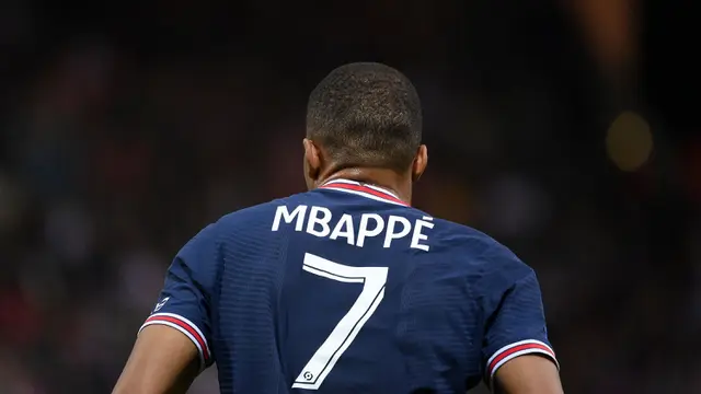 Foto: Mbappe Cetak Dua Gol untuk Paris Saint German, Besok Harga Naik