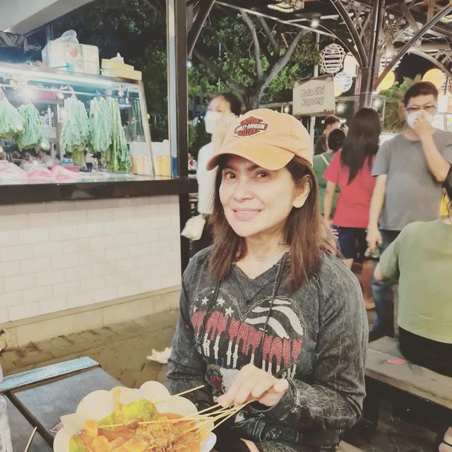 6 Potret Terbaru Anggia Novita Mantan Istri Ferry Irawan, Ungkap Tabiat Buruk Eks Suami