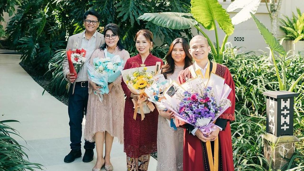 Keluarganya Adalah Support System Bagi Cellos