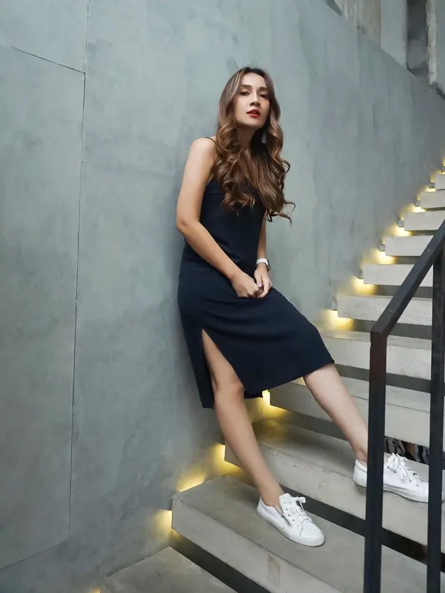 Potret Cintacha Roselina