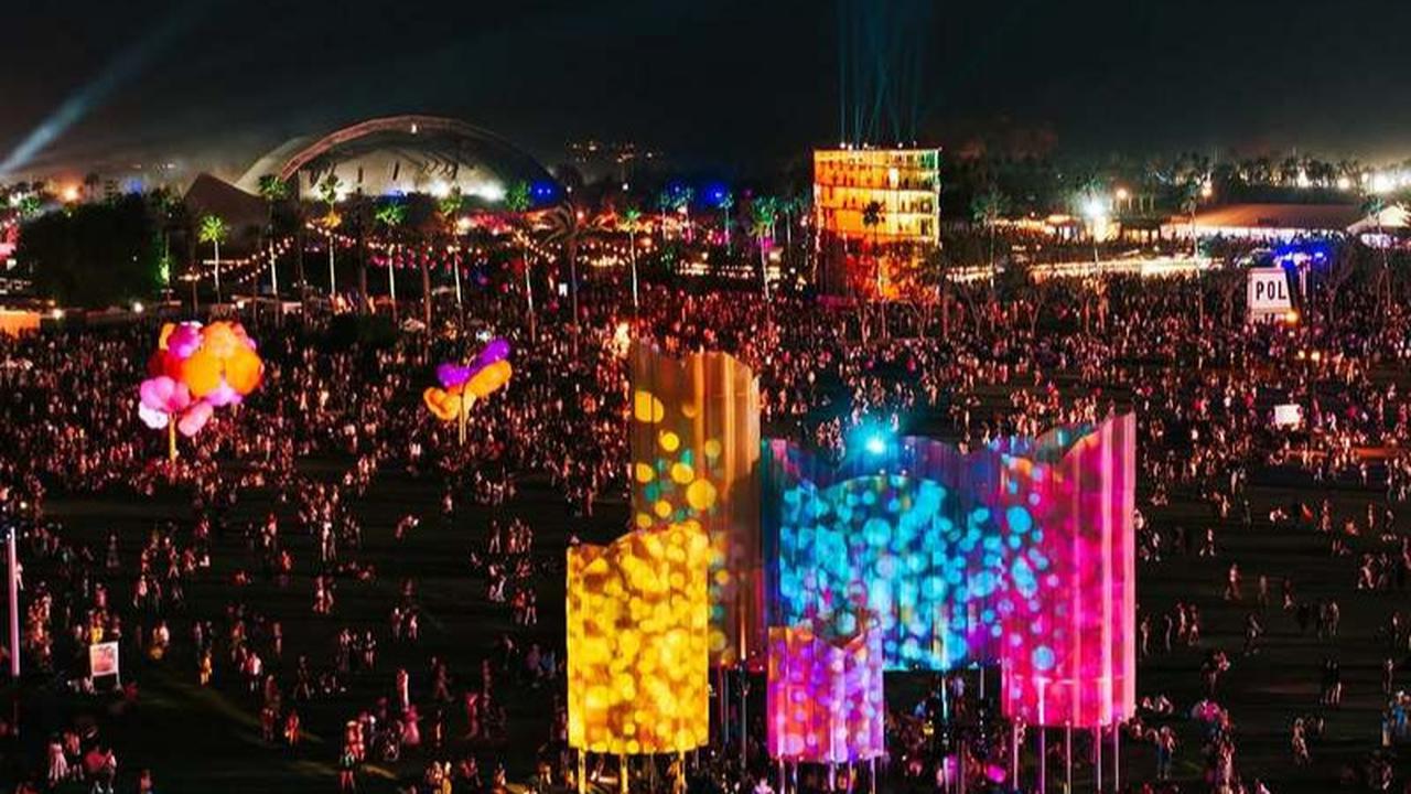 5 Ide Outfit Nonton Konser Ala Artis Hollywood yang Unik dan Menarik di Coachella 2025