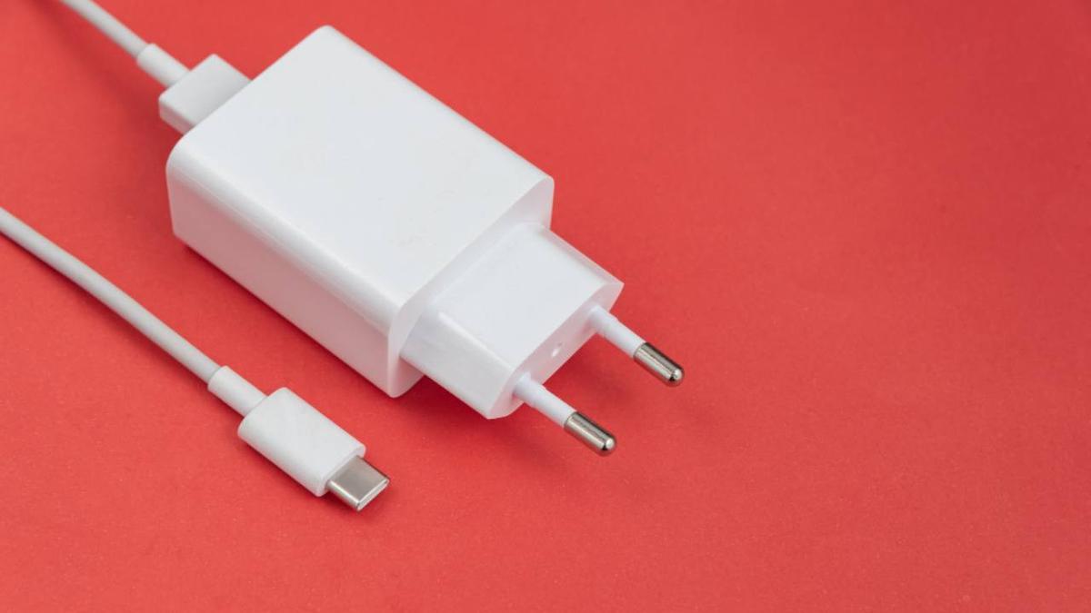 Cari Kepala Charger Type C Fast Charging? Ini Pilihan Aman dan Powerful untuk Harian
