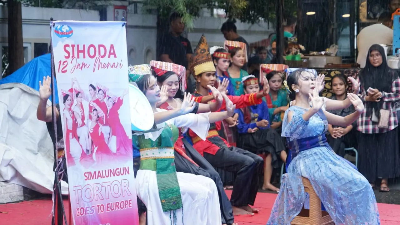 Tim Simalungun Home Dancer (Sihoda) akan  mengikuti kompetisi di Turki Juli mendatang. (Istimewa).