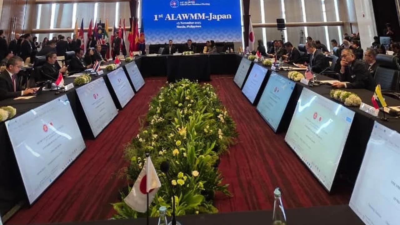 Menteri Hukum Supratman Andi Agtas saat menghadiri Forum ASEAN-Jepang